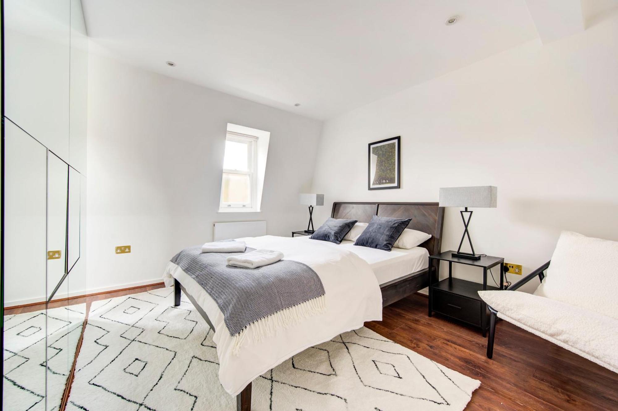 Апартаменты Luxury 3 Bedroom Prime Marylebone Лондон